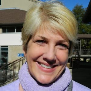 Meet your Posher, Shana